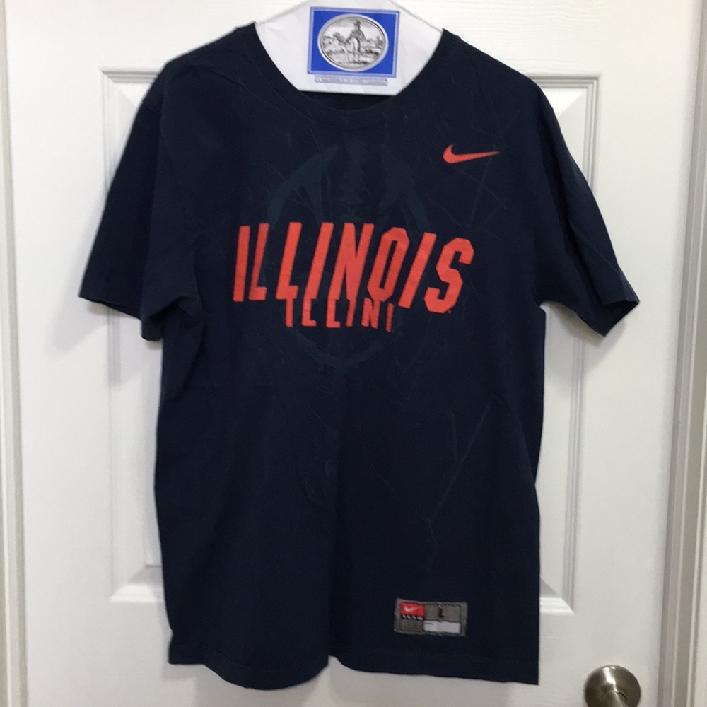 Nike T-shirt